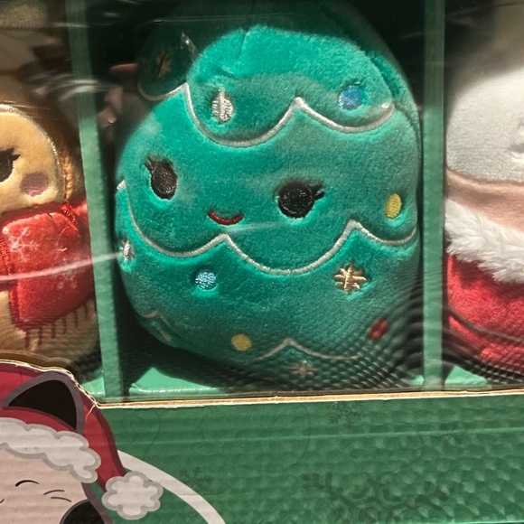 Squishmallows Holiday Set - Picture 3 of 4